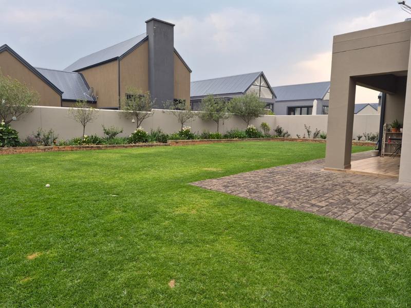 4 Bedroom Property for Sale in Heron Banks Golf Estate Free State